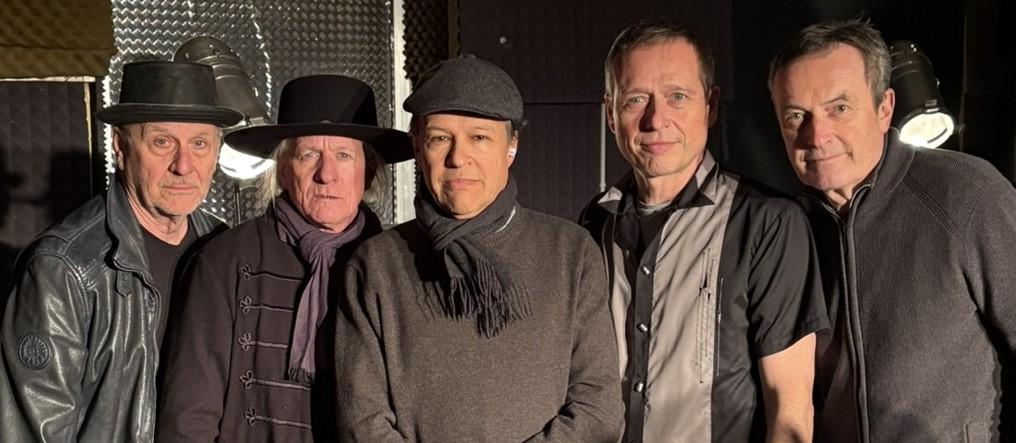 The Alphabetics – die Band